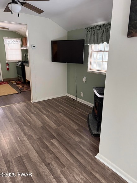 Building Photo - 14 Third Road Unit