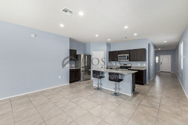 Building Photo - 35349 W San Alvarez Ave