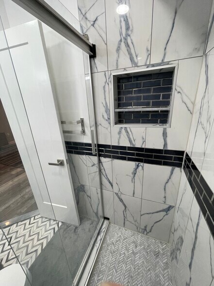 Building Photo - 29 Skyline Dr