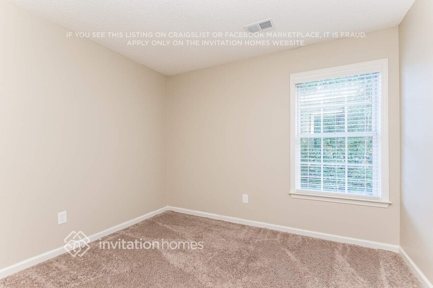 Building Photo - 7335 Harlech Trace