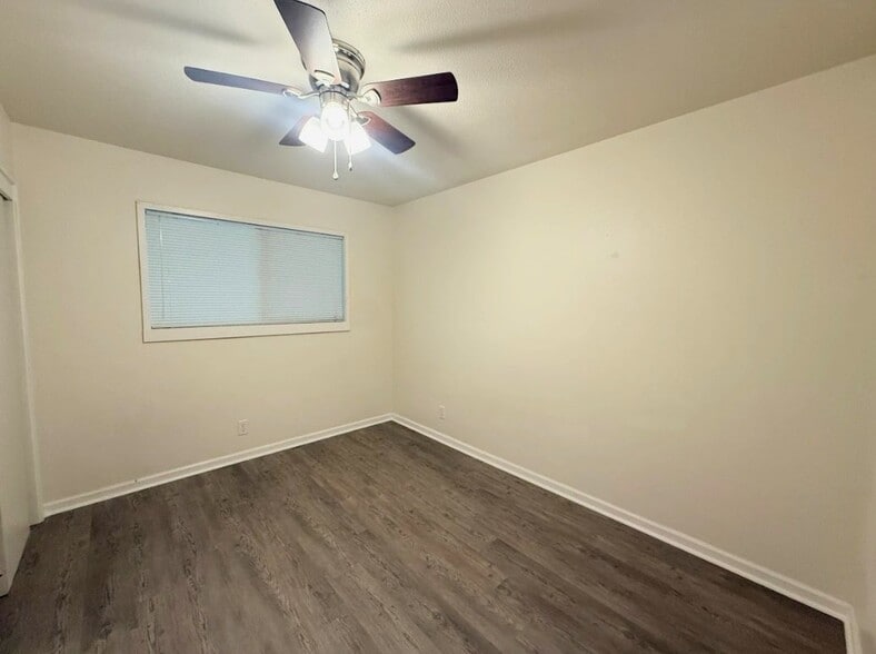 Building Photo - 3158 El Capitan Ave