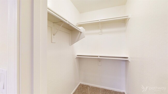 Building Photo - 44336 W McClelland Dr