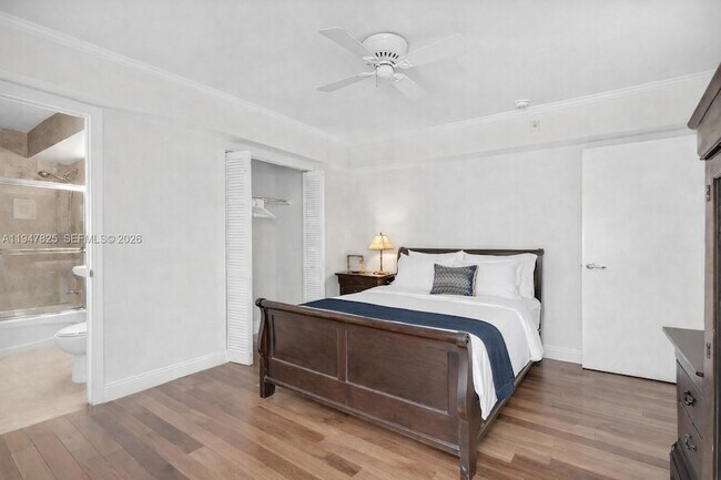 Building Photo - 1532 Drexel Ave