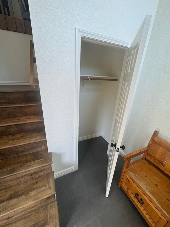 Building Photo - NOW AVAILABLE! Fully Furnished 2-Bed, 2-Ba...