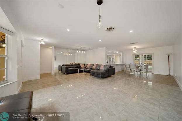 Building Photo - 4115 Madison St