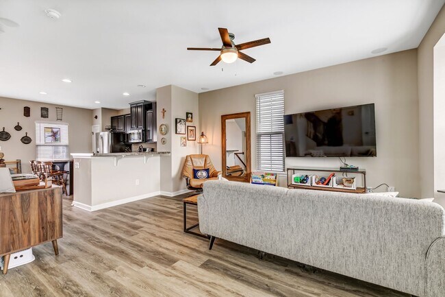 Building Photo - Call Sabrina Thomas at 757-767-0767 for more information