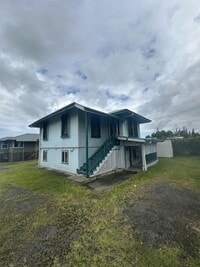 Building Photo - 1521 Kinoole St