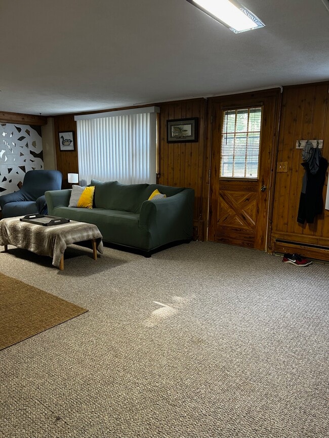 Building Photo - 14834 Hawkins Rd