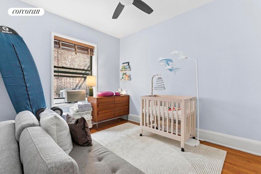 Building Photo - 875 W 181st St