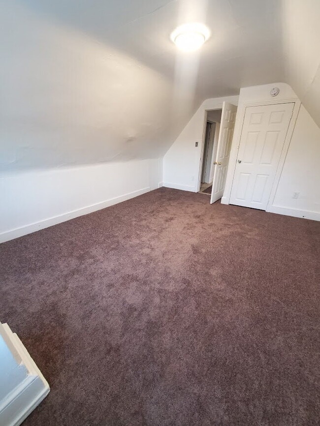 Building Photo - Cozy 2-Bed, 1-Bath Apartment in Westville! Fresh new carpets & freshly painted walls and cabinets...