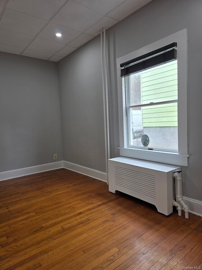 Building Photo - 3 Everett Ave