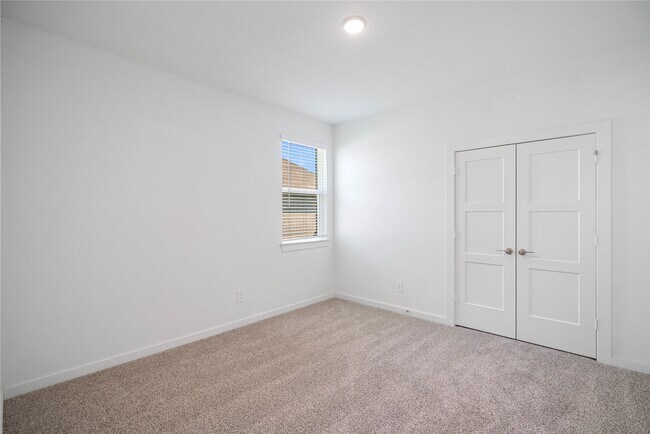 Building Photo - 13325 Big Sky Ct