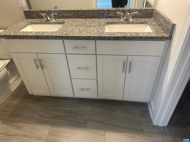 Building Photo - 2024 Calico Ct