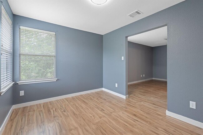 Building Photo - 14517 Harris Ridge Blvd