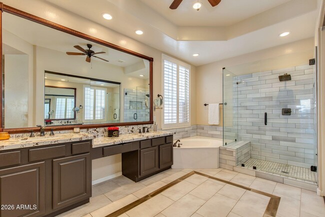 Building Photo - 7484 E Buteo Dr