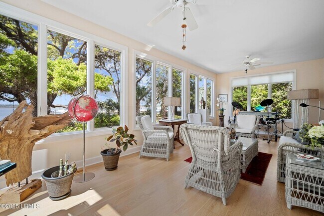 Building Photo - 32 Sparrow Nest Point