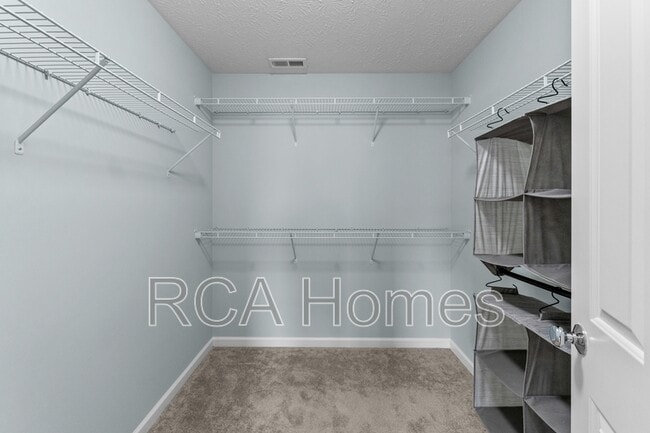 Building Photo - 7827 Wedgetail Drive