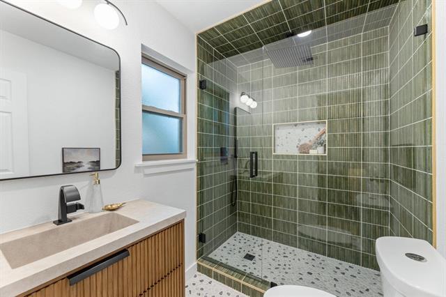 Building Photo - 9056 Berkshire Dr