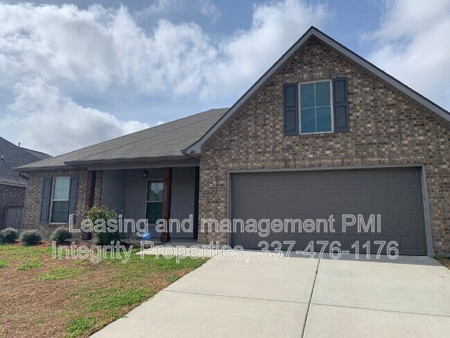 Building Photo - 201 St Caillin St