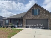 Building Photo - 201 St Caillin St