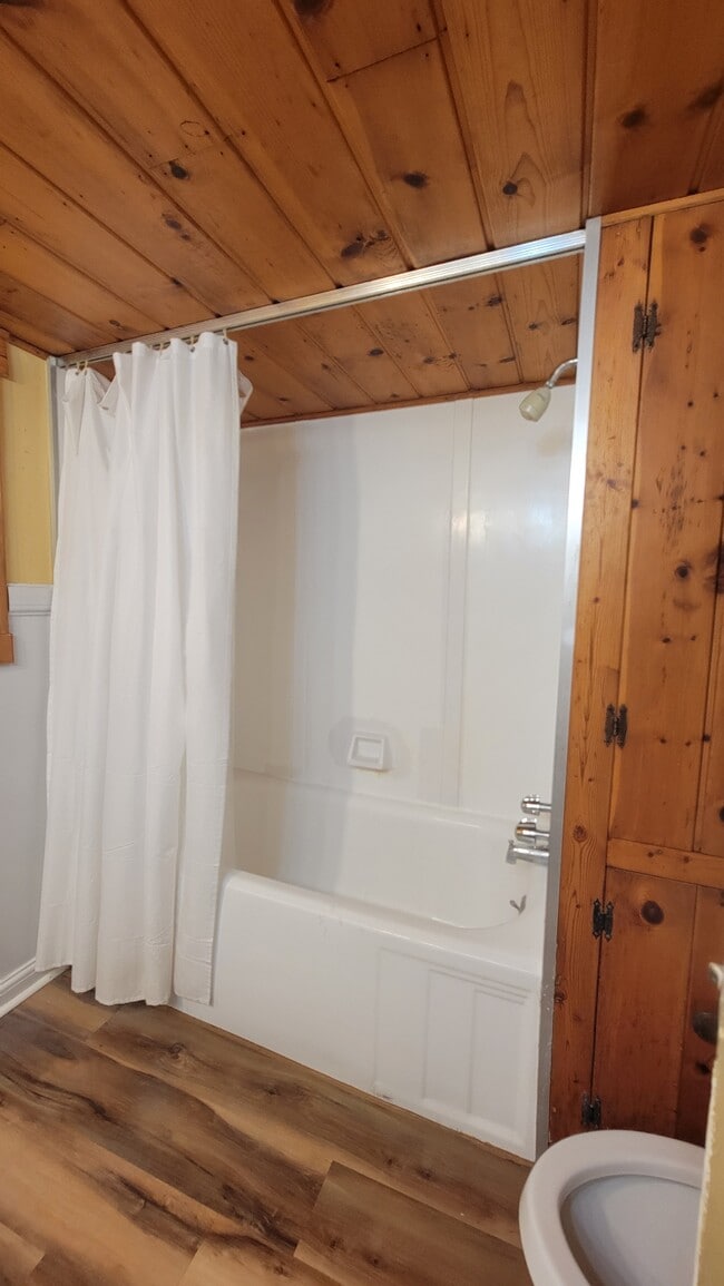 Building Photo - 441 Second St