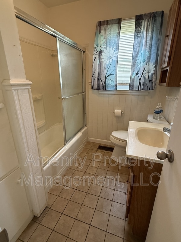 Building Photo - 21 Mansford Dr