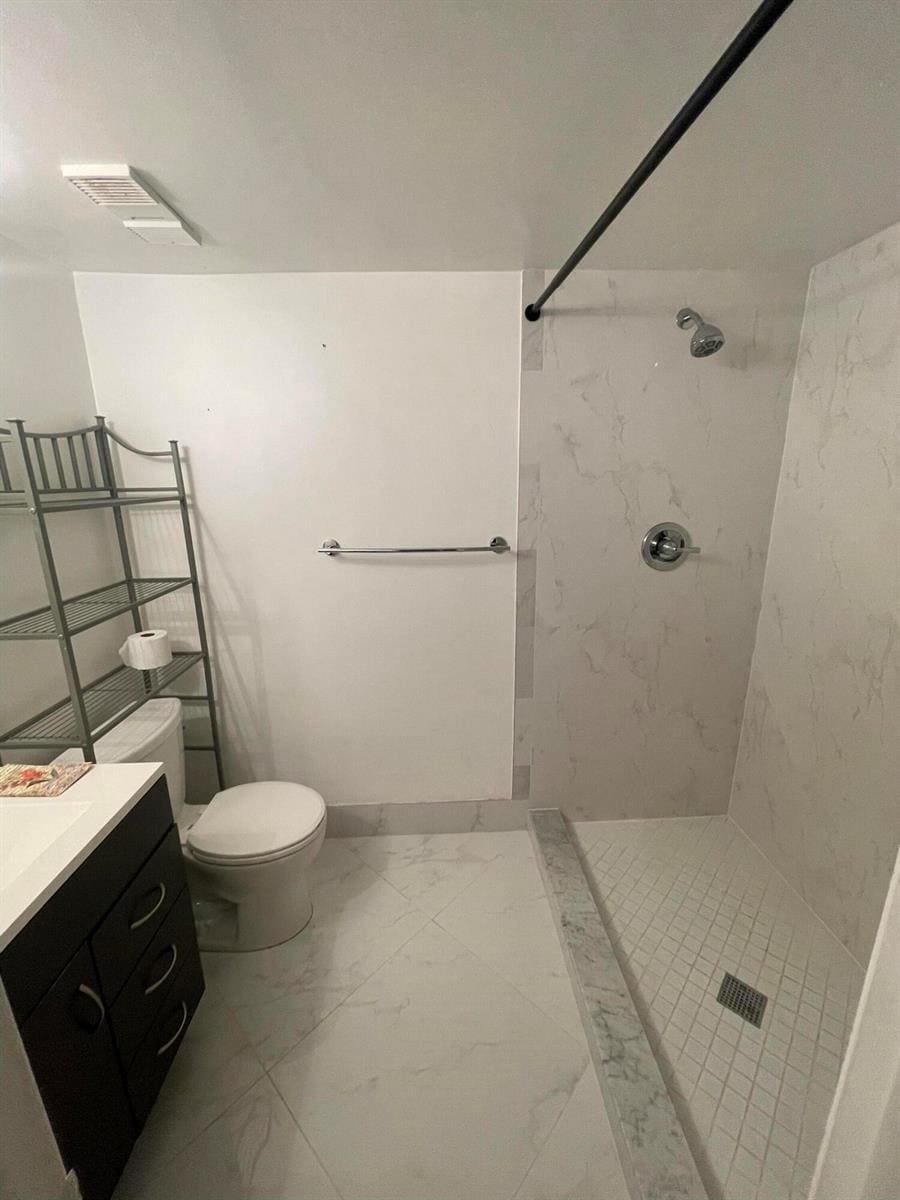 Building Photo - 2358 NW 37th Ave