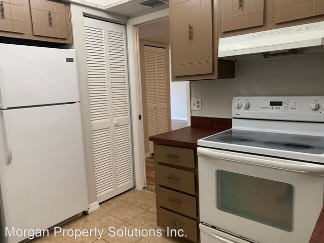 Building Photo - 4575 S Texas Ave