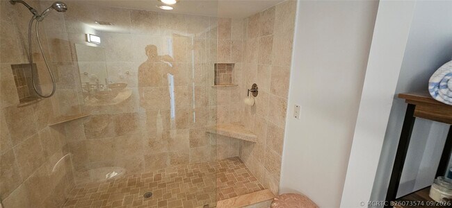 Building Photo - 2575 S Ocean Blvd