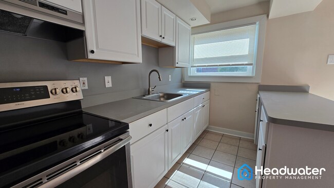 Building Photo - House for Rent in Folcroft