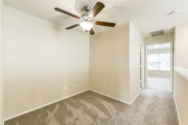 Building Photo - 16155 Beachside Pl