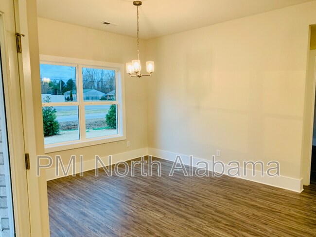 Building Photo - 3211 Jordan Farm Cir