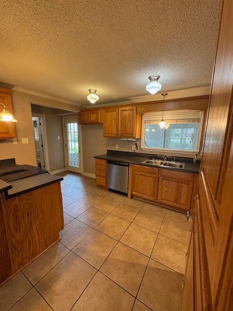 kitchen - 903 Westwood St