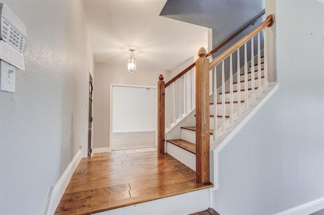 Building Photo - 6107 Lakecrest Dr