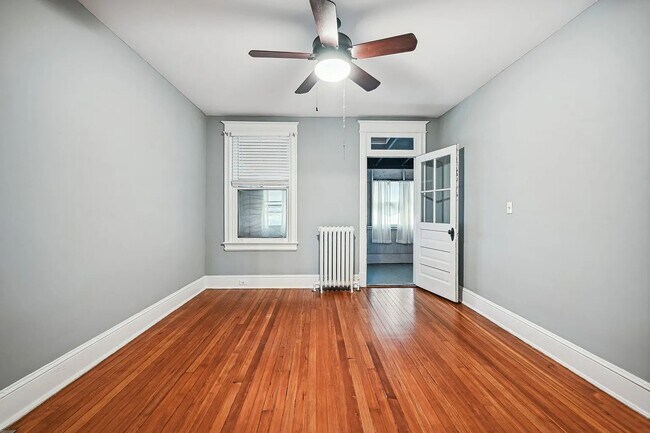 Building Photo - 310 Taylor St NW