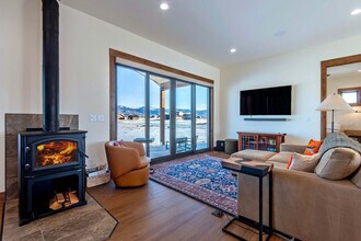 Building Photo - 339 Wild Cat Canyon Loop