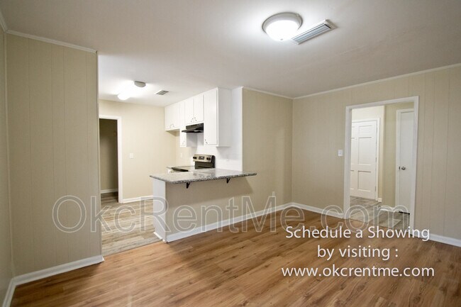 Building Photo - 1100 Belair Rd