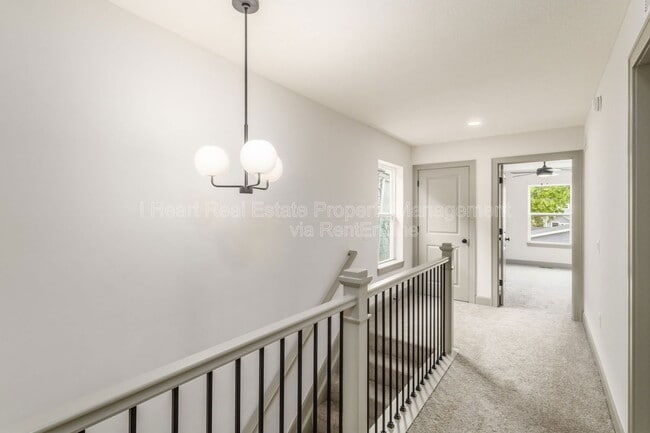 Building Photo - 117 Wisconsin Ave