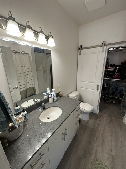 Master Bathroom/Closet - 2630 N 175 W