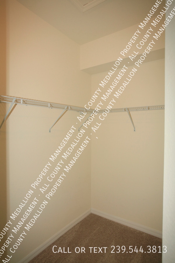 Building Photo - 4159 Bisque Ln