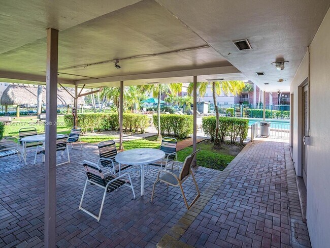 Building Photo - 8161 SW 24th Ct