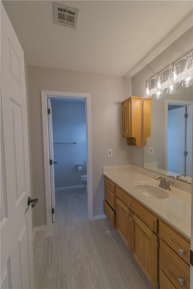 Building Photo - 15284 Putman Rd