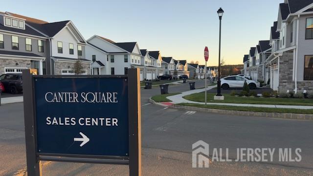 Building Photo - 85 Mustang Dr