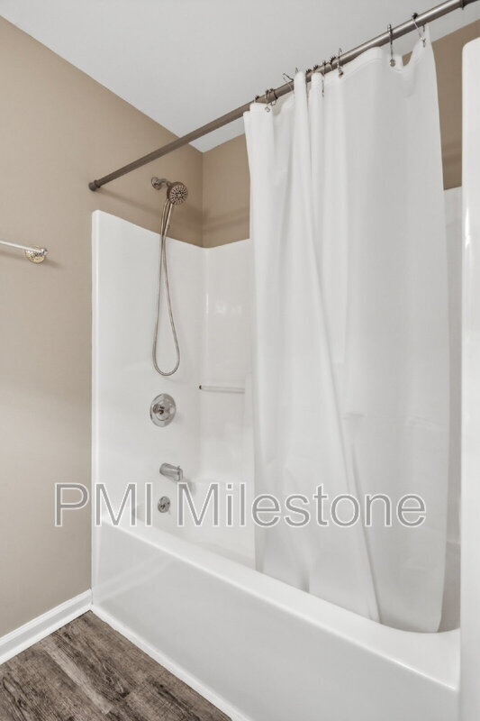 Building Photo - 233 Carmack Dr