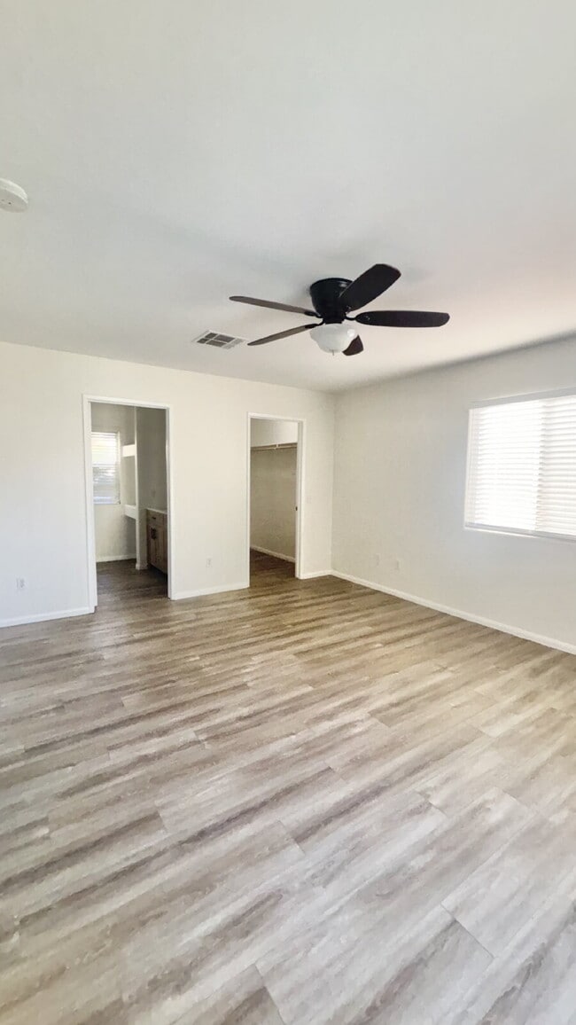 Building Photo - Cozy La Q Cove Long Term Rental Available Now!