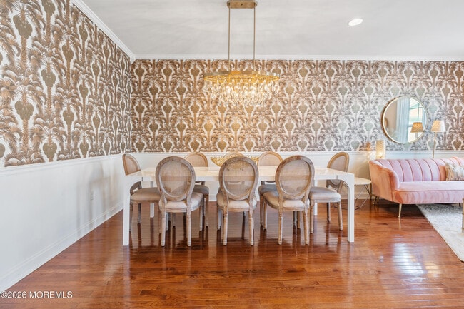 Building Photo - 207 Yale Blvd