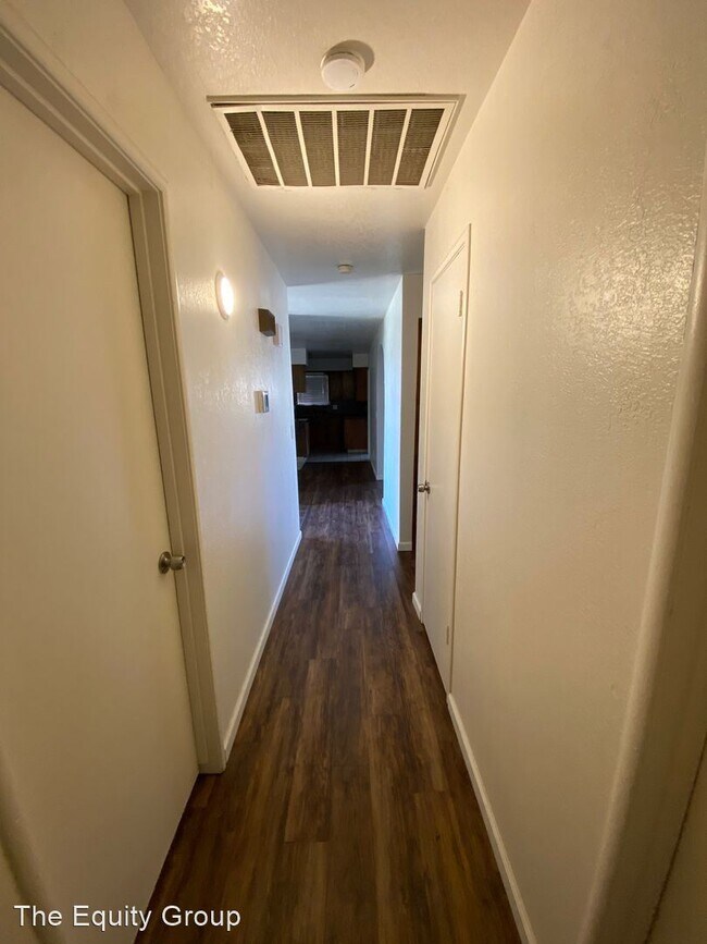 Building Photo - 3 br, 2 bath House - 1436 South Salome St