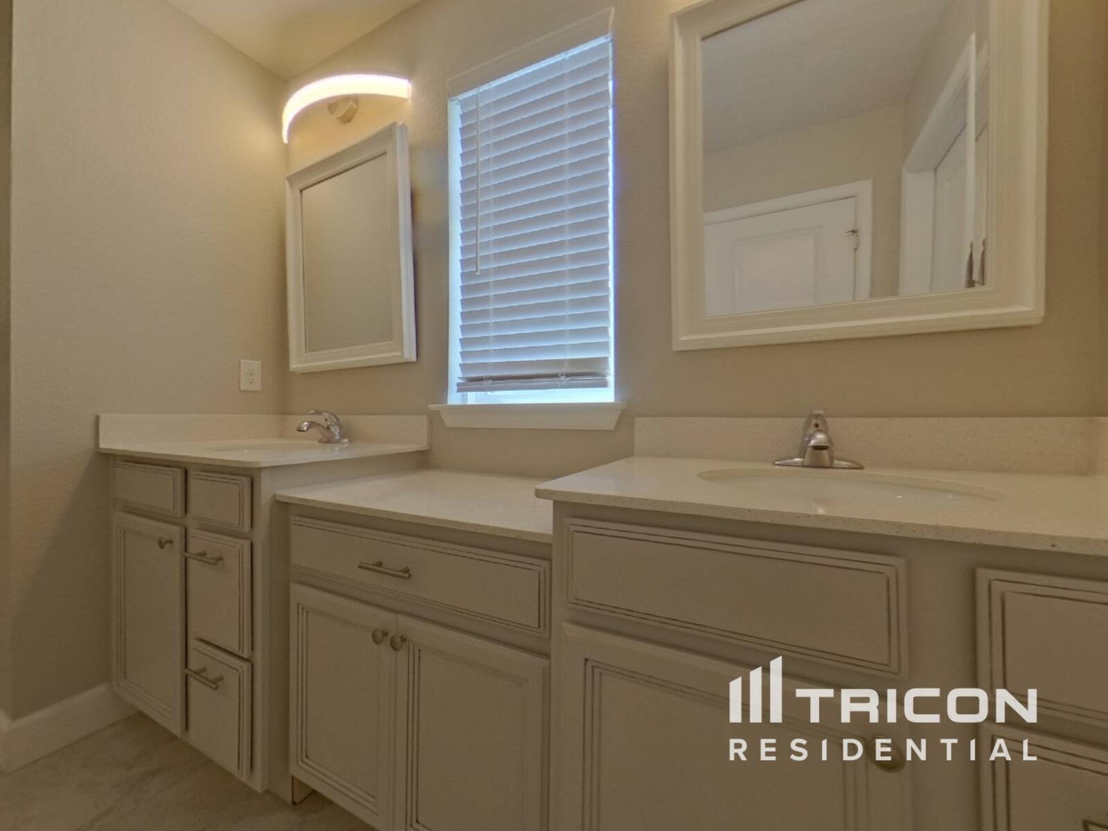 Building Photo - 1538 Scrub Jay Ct
