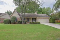 Building Photo - 150 Whisperwood Ln