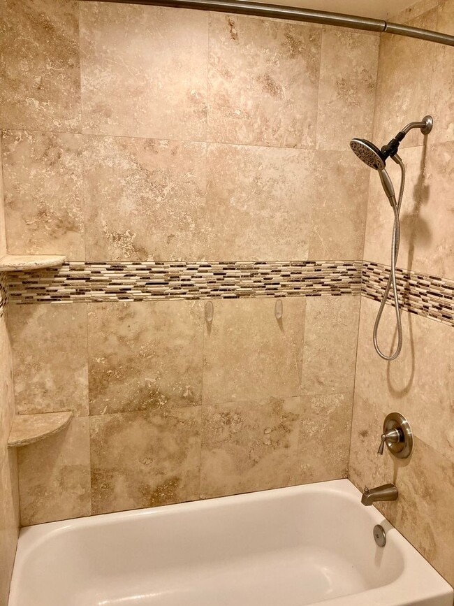 Building Photo - Tierrasanta 4 Bedroom 3 Bath